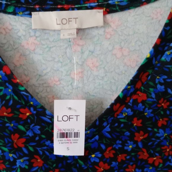 NWT Loft Velvet Floral V Neck Dolman Short Sleeves Velour Blouse Top size Small - Picture 7 of 11